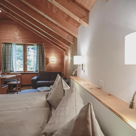 Sonnenhalde, Hotell 3*