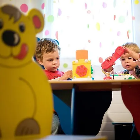 Sonnenhalde, فندق أروسا