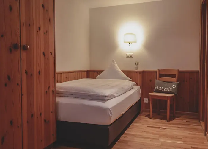 Hotel Sonnenhalde, 3*